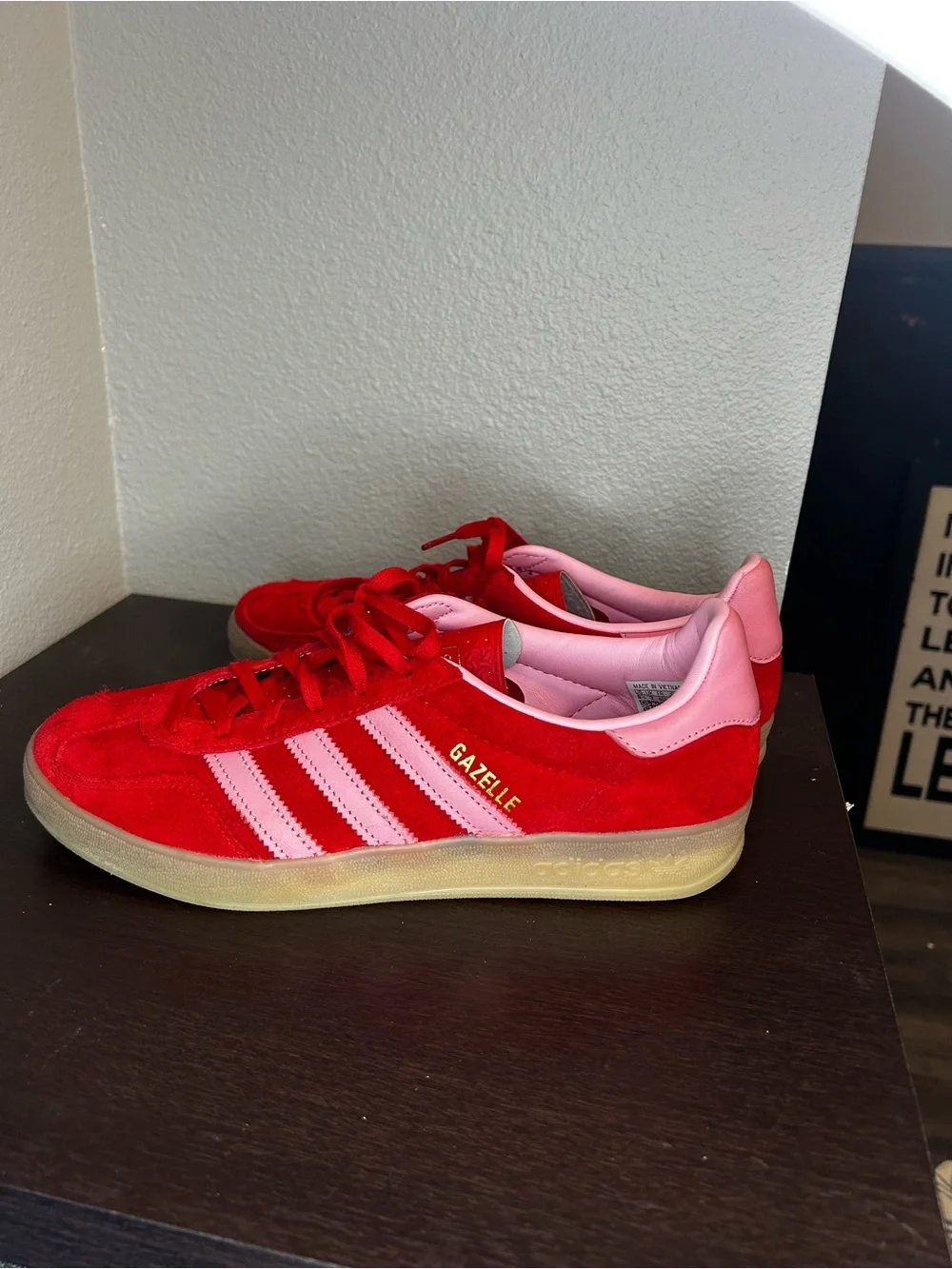 Adidas gazelle Red Suede Low-Top Sneakers size 8.5